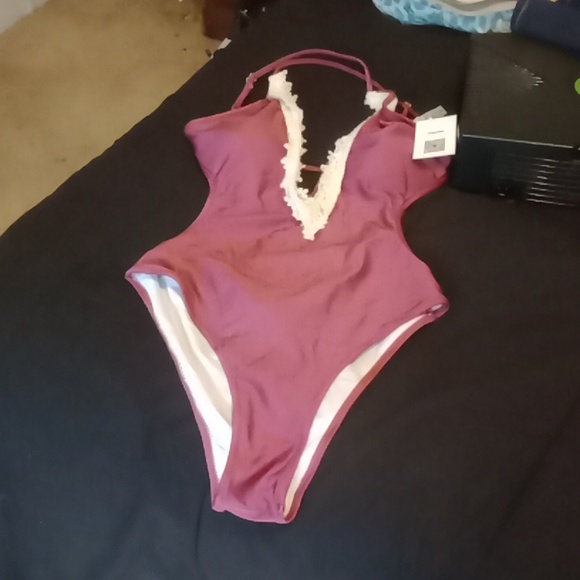 NWT Cupshe Swimsuit - Picture 6 of 7